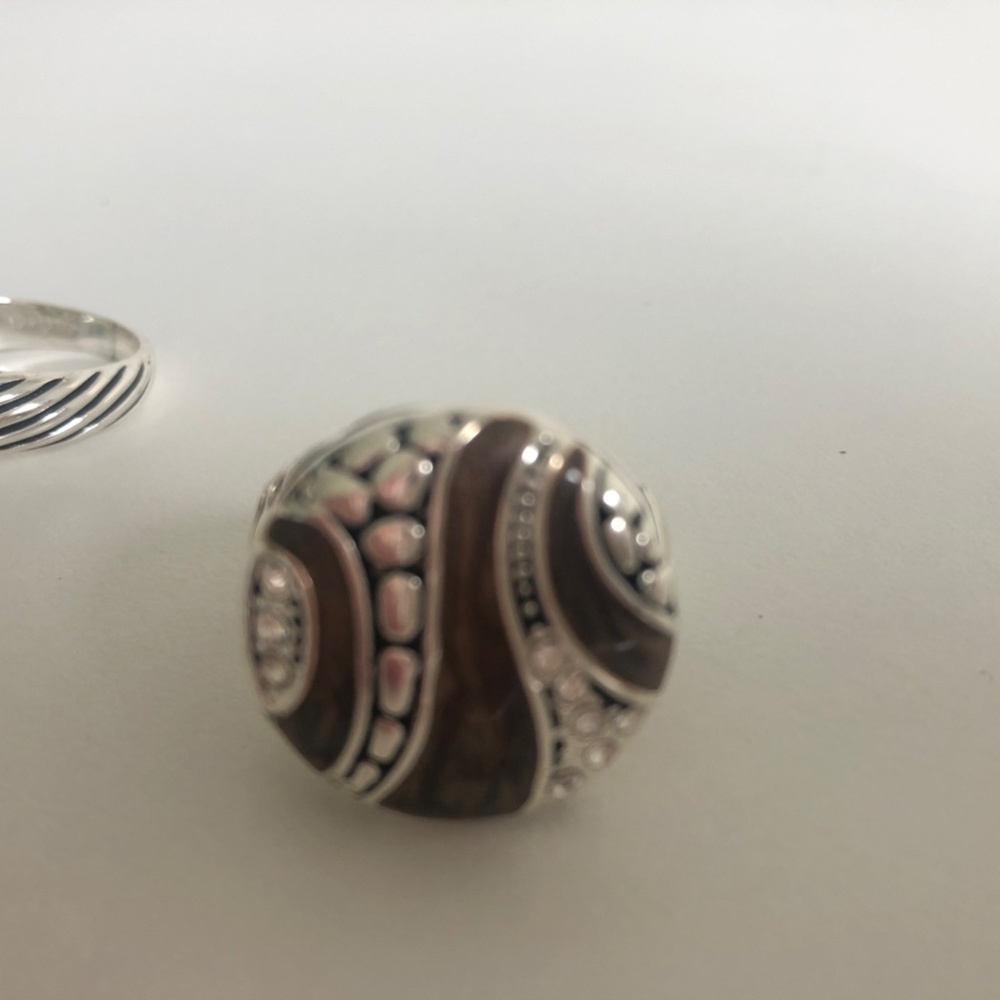 Rings - Picture 6 of 7